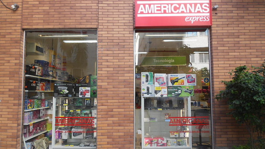 Filial da Lojas Americanas situado na Rua Riachuelo, na Lapa, Rio de Janeiro, Brasil. - Eduardo P via Wikimedia Commons
