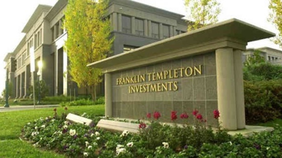 Franklin Templeton avança com pedido de ETF para Ethereum (ETH) e apresenta taxa de patrocinador