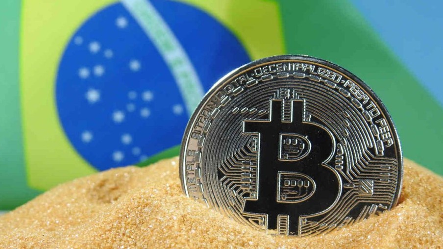 Brasil investe em criptomoedas mesmo com queda no mercado global