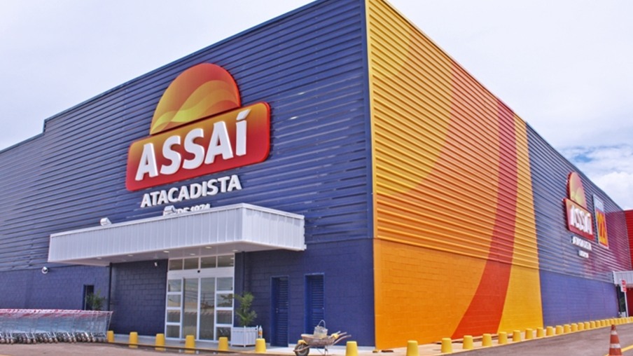 Day Trade: compre Assaí (ASAI3), Santander (SANB11) e mais ações para ganhar até 1,98%
