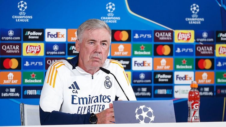 Carlo Ancelotti, treinador do Real Madrid, durante uma coletiva de imprensa antes do jogo contra o Stuttgart pela UEFA Champions League.