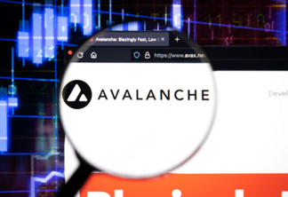 A Avalanche (AVAX) desafia as expectativas, superando o Dogecoin e conquistando o 9º lugar no mercado de criptomoedas - Kelexo