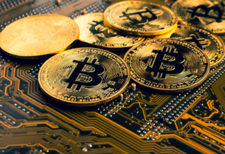 Bitcoin (BTC) cai e Ethereum (ETH) sobe nesta quinta-feira (27); confira mais criptomoedas